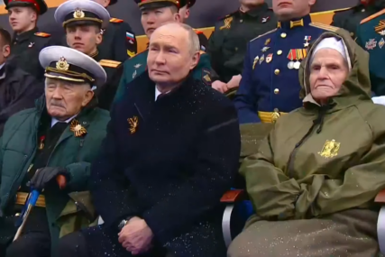 (VIDEO, FOTO) "Istina smeta onima koji žele da GRADE KOLONIJALNU POLITIKU NA LAŽI” Putin se obratio na vojnoj paradi u Moskvi povodom Dana pobjede nad fašizmom  