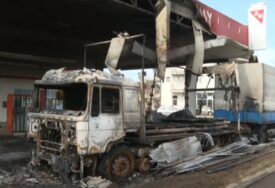 DETALJI UDESA U TRNU Oglasila se banjalučka policija: Izgorjela 2 kamiona i dio benzinske pumpe, povrijeđena jedna osoba
