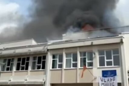 (VIDEO) ĐACI PANIČNO BJEŽALI Direktorka škole koju su zapalili mali maturanti otkrila detalje o požaru  