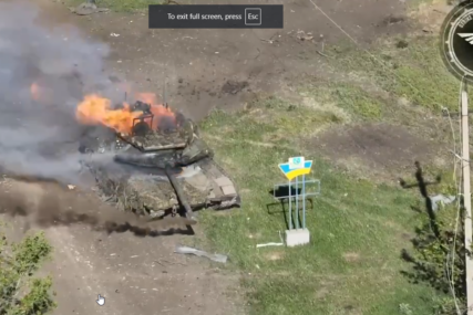 Ukrajinci dijele snimak navodno uništenog ruskog tenka