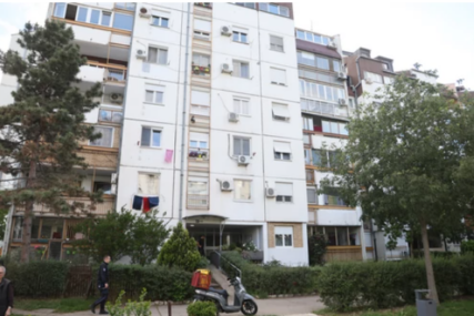 Ubistvo i samoubistvo, zgrada na Novom Beogradu