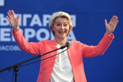 VREDAN 50 MILIJARDI DOLARA Ursula fon der Lajen istakla da će sve zemlje G7 doprinijeti paketu zajma Ukrajini