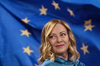 (FOTO) ĐORĐA MELONI SPREMNA ZA SLAVLJE Italijanska vladajuća partija prema prvim rezultatima osvojila najviše glasova na izborima za EU parlament