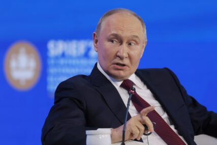 NAPRAVIO SJEČU U VRHU Putin razriješio 4 zamjenika ministra, jedan general otpušten iz službe