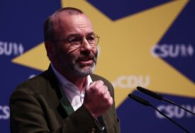 “MI SMO SJAJAN TIM” Manfred Veber ponovo izabran za predsjednika Evropske narodne partije