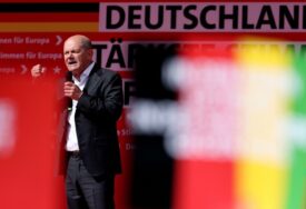 Šolc izviždan tokom govora na mitingu stranke: Ovo nije prvi put da se njemački kancelar suočava s kritikama zbog podrške Izraelu