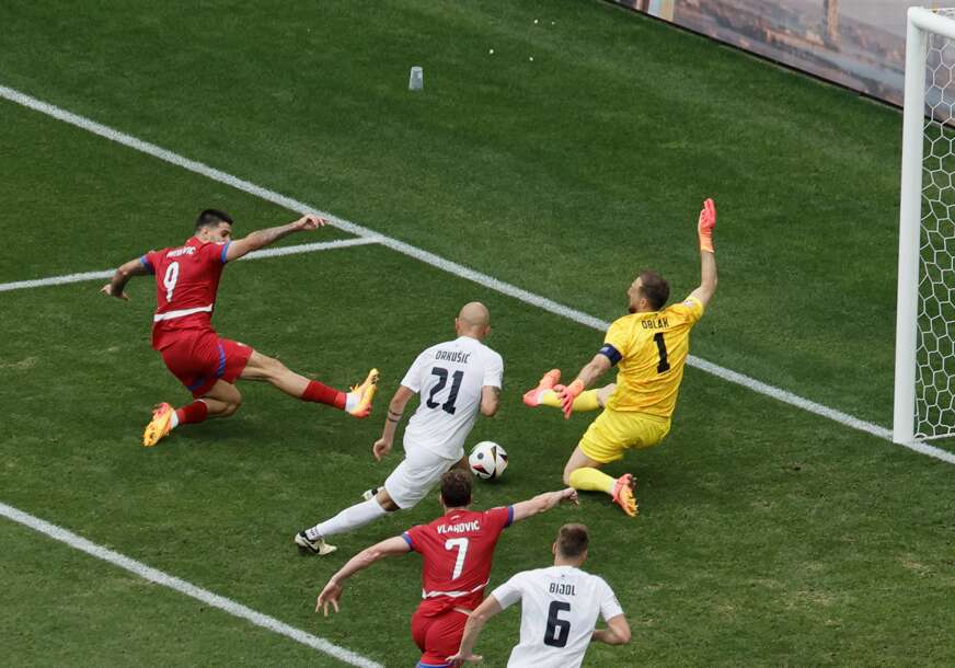 FOTO: RONALD WITTEK/EPA