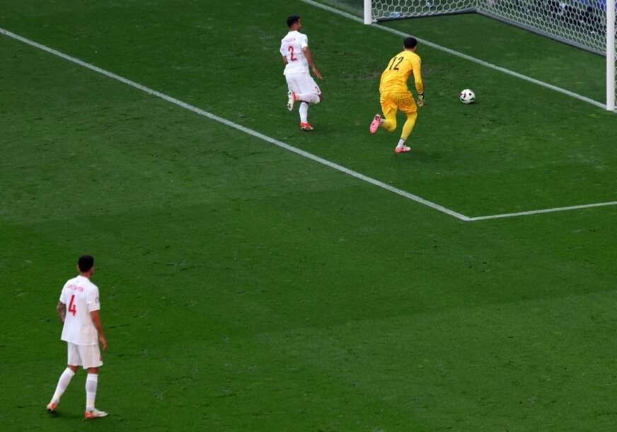 (VIDEO) NE MOŽE BIZARNIJE Pogledajte autogol fudbalera Turske, ovo se ne dešava često