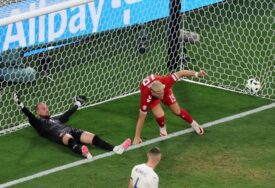 (VIDEO) UMALO NESVAKIDAŠNJI POGODAK Ovo je poništen gol Danske protiv Srbije