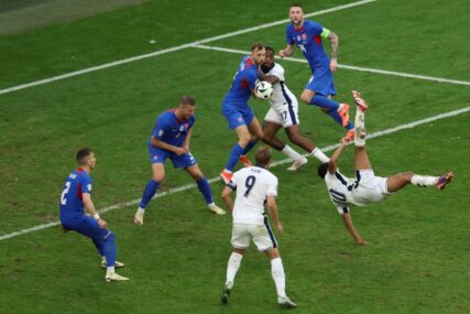 (VIDEO) UEFA pokreće postupak protiv Belingema: Fudbaler Engleske bi zbog SRAMNOG PONAŠANJA mogao da propusti četvrtfinale