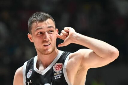 "Volim da igram kada su svi protiv nas" Anđušić objasnio zbog čega je gestikulirao prema navijačima Crvene zvezde