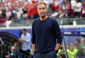 Veliki pritisak na trenera Danske: Hjumlandu se "drma klupa", presudan meč sa Srbijom
