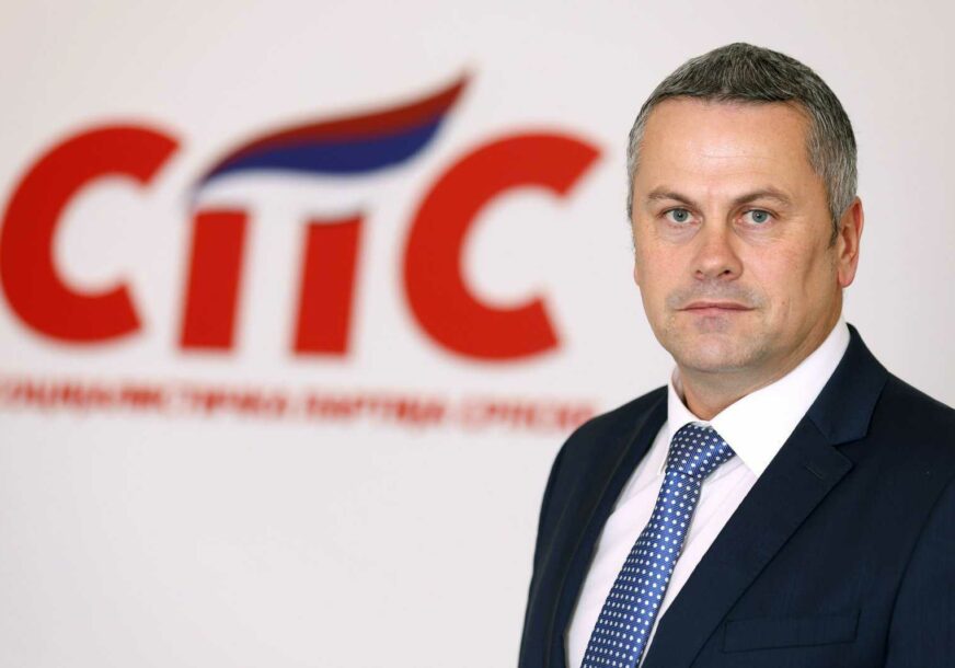 "Izmjenama regulacionih planova pogoduje se isključivo investitorima" Gligorić najavio da će sa kolegama INSISTIRATI NA USVAJANJU PROSTORNOG PLANA