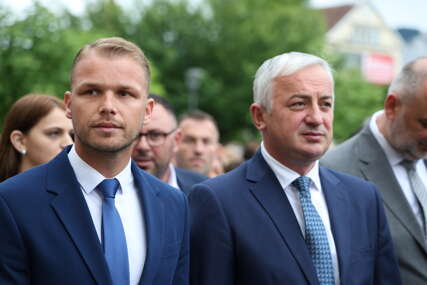 (FOTO) "Izazovna vremena traže MUDRE ODLUKE" Borenović poručio da je Stanivuković pokazao POLITIČKU ZRELOST