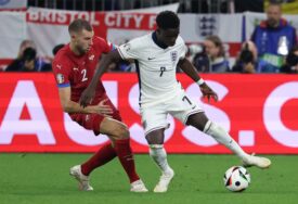 (VIDEO) Srpski fudbaler odradio LAVOVSKI POSAO: Statistika kaže da je on najbolji, preorao teren protiv Engleza