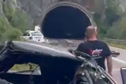 (VIDEO) DETALJI TEŠKE NESREĆE KOD MOSTARA Kamion u plamenu, sumnja se da ima i POGINULIH