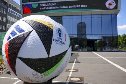 fudbalska lopta za euro 2024