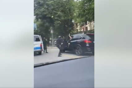 (VIDEO) STARI POLICIJSKI ZNALAC U akciji MUP Srpske u Banjaluci uhapšen Rajko Pavić
