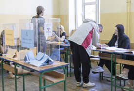 U SRBIJI SUTRA IZBORI Evo koliko birača iz BiH ima pravo glasa na prijevremenim parlamentarnim izborima