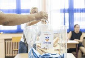LOKALNI IZBORI U SRBIJI Do 17 časova u Beogradu izašlo 35 odsto birača, u Novom Sadu 38,5, u Nišu 36,9