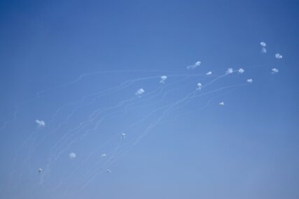 Projektili presretnuti u vazduhu: Raketna salva ispaljena na sjever Izraela
