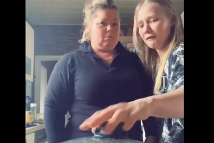 (VIDEO) SMIJE JOJ SE CIJELI SVIJET Tinejdžerka spremala kokice, pa napravila haos u kuhinji