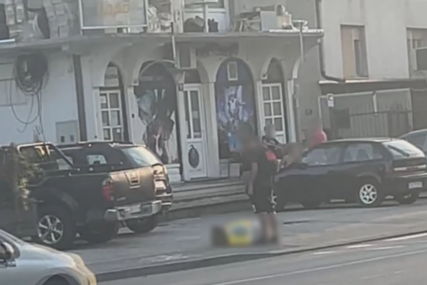(VIDEO) UZNEMIRUJUĆE Mladić pretukao djevojku nasred ulice "Udarao je nogama i pljuvao dok je zapomagala"