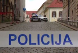 "BIO JE KOCKAR" Muškarac koji se zapalio u Zagrebu ima teške opekotine, otkriveno šta je imao u vrećici