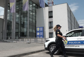 IZ VAZDUŠNE PUŠKE UBIO DRUGA Propisana vaspitna mjera maloljetniku iz Brčkog zbog ubistva iz nehata