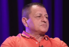 Obezbjedio ih doživotno: Pjevač sinu i kćerki PREPISAO PO HOTEL u Njemačkoj