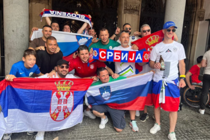 Srbi i Slovenci zajedno pred utakmicu