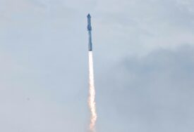 Raketa "Staršip" krenula na 4. probni let: Testira se povratak u Zemljinu atmosferu