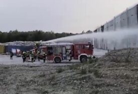 (VIDEO) "ZATVORITE VRATA I PROZORE" Veliki požar izbio u hrvatskom gradu, vatrogasci poslali hitno upozorenje