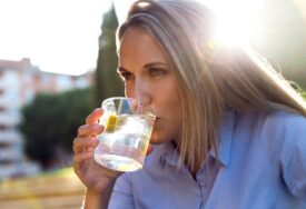 ZDRAVI I FIT Domaća vitaminska voda će vas osvježiti, a nema vještačkih zaslađivača