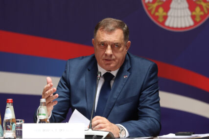 (VIDEO) "Juče je sve rečeno i viđeno" Dodik poručio da dogovori sa Svesrpskog sabora doprinose trajnoj stabilizaciji Srpske