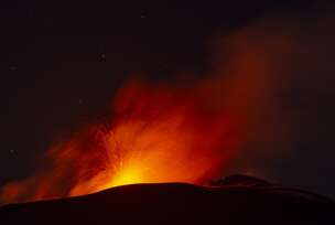 erupcija vulkana etna na siciliji