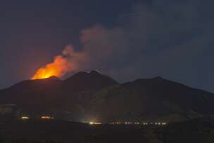 erupcija vulkana etna na siciliji