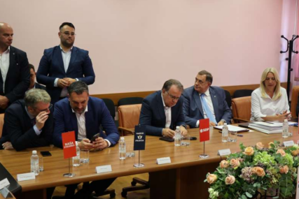 "Da se posvetimo ekonomskim aspektima na evropskom putu" Lideri stranaka u Mostaru dogovorili USVAJANJE BUDŽETA BiH