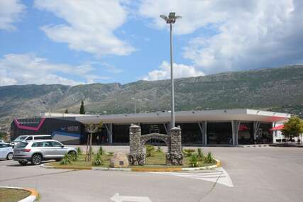 Radnici Aerodroma Mostar iznijeli jasan stav "Ako nam ne povećaju plate, NIJEDAN CIVILNI AVION NEĆE POLETJETI"