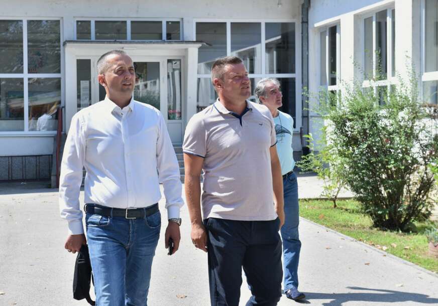 FOTO: USTUPLJENA FOTOGRAFIJA