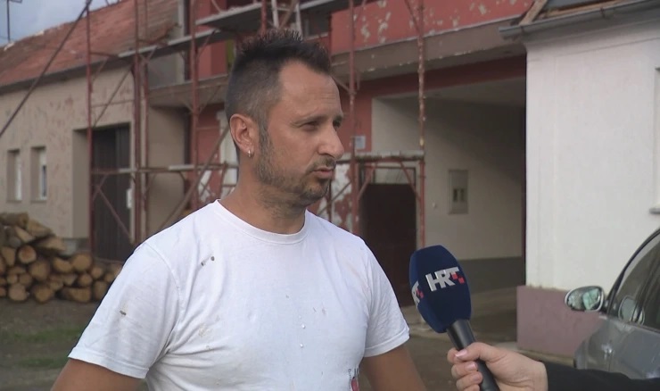 (FOTO) "MISLITE PRESTAĆE, ALI POSTAJE SVE JAČE" Marko o velikoj oluji koja je opustošila njegovo mjesto, šteta je najmanje 10.000 evra