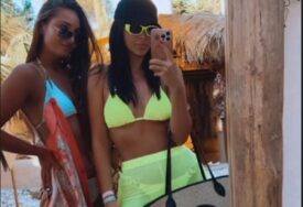 (FOTO) "GORI IBICA" Anastasija Ražnatović i Vanja Gudelj objavile snimak sa plaže, samo jedan detalj na Cecinoj kćerki košta 3.000 evra