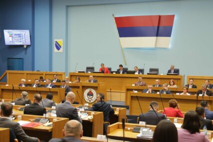 IRB može obavljati PLATNI PROMET: Narodna skupština Republike Srpske usvojila je set zakona