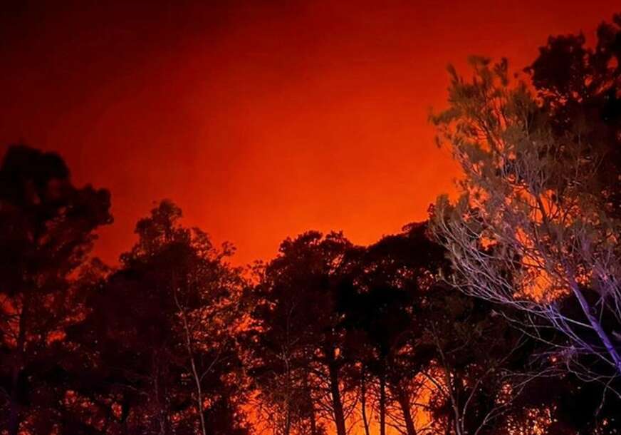 Aktivni požari u Tučepima