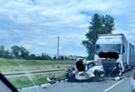 Put poznat po brojnim nesrećama: Kamion SAMLJEO automobil, vozač smrtno stradao
