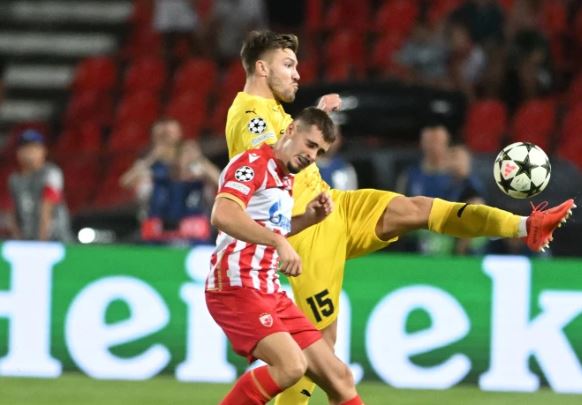 Crvena zvezda bode