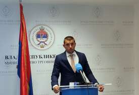 GUBITNIK DANA Denis Šulić
