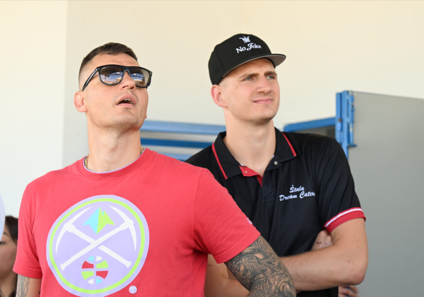 (FOTO) "Izlasci, žurke, opijanje, djevojke, to su mi bile glavne preokupacije" Brat Nikole Jokića ima dosta tetovaža po tijelu, a pričalo se da je oženio Afroamerikanku