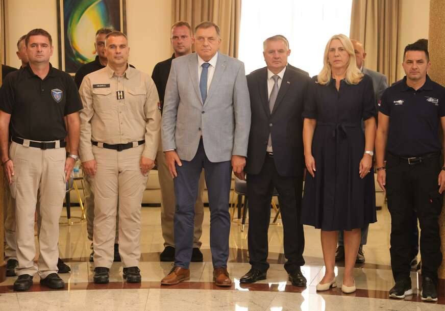 (FOTO) "HVALA BRATSKOJ SRBIJI" Željka Cvijanović se zahvalila Nediću i pilotima za nadljudski napor u gašenju požara u Srpskoj