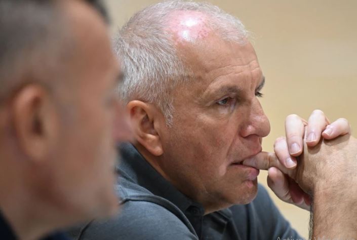(FOTO) Obradović se oglasio nakon početka priprema: Otkrio da li će biti još pojačanja, pa objasnio zašto Džons nije trenirao